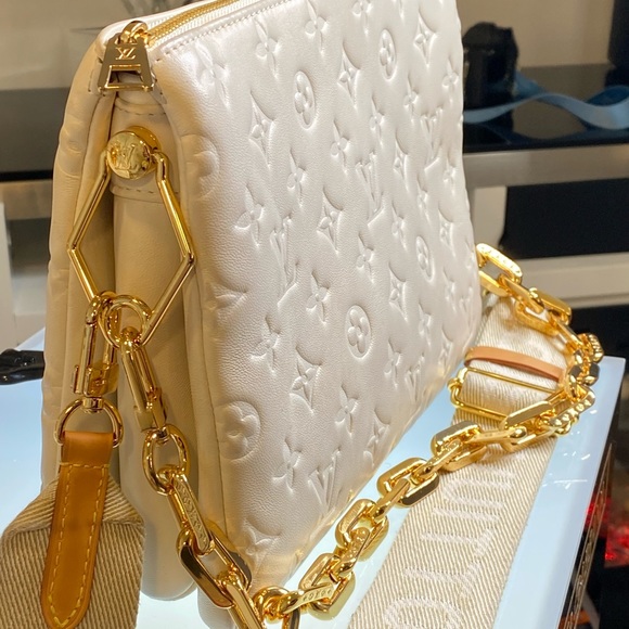 LOUIS VUITTON COUSSIN PM CREAM - Picture 4 of 4